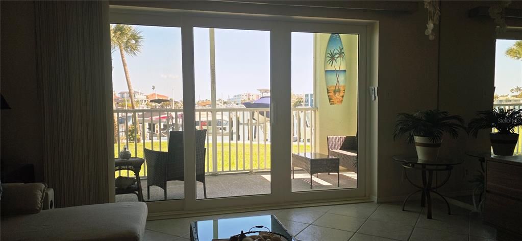 For Rent: $2,800 (2 beds, 2 baths, 1131 Square Feet)