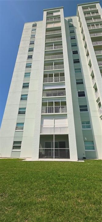 For Rent: $2,800 (2 beds, 2 baths, 1131 Square Feet)