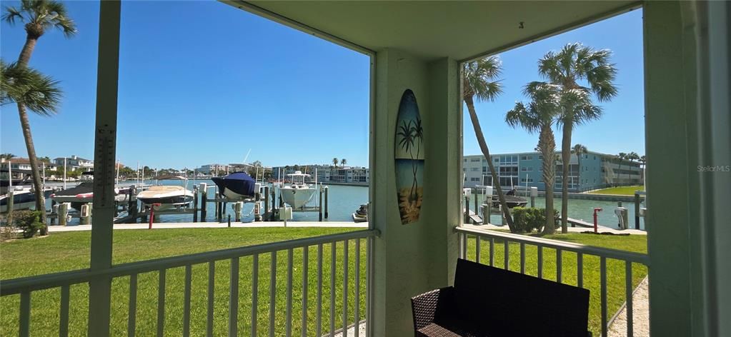 For Rent: $2,800 (2 beds, 2 baths, 1131 Square Feet)