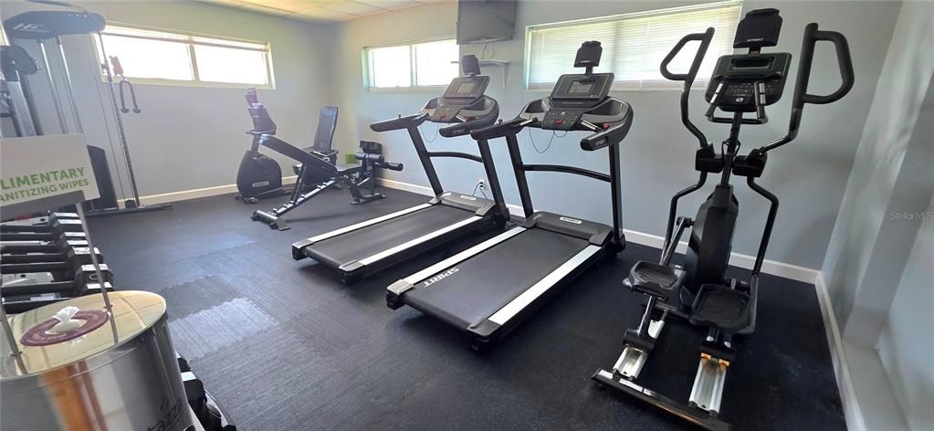 For Rent: $2,800 (2 beds, 2 baths, 1131 Square Feet)