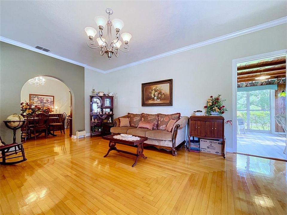 For Sale: $535,000 (2 beds, 2 baths, 3184 Square Feet)