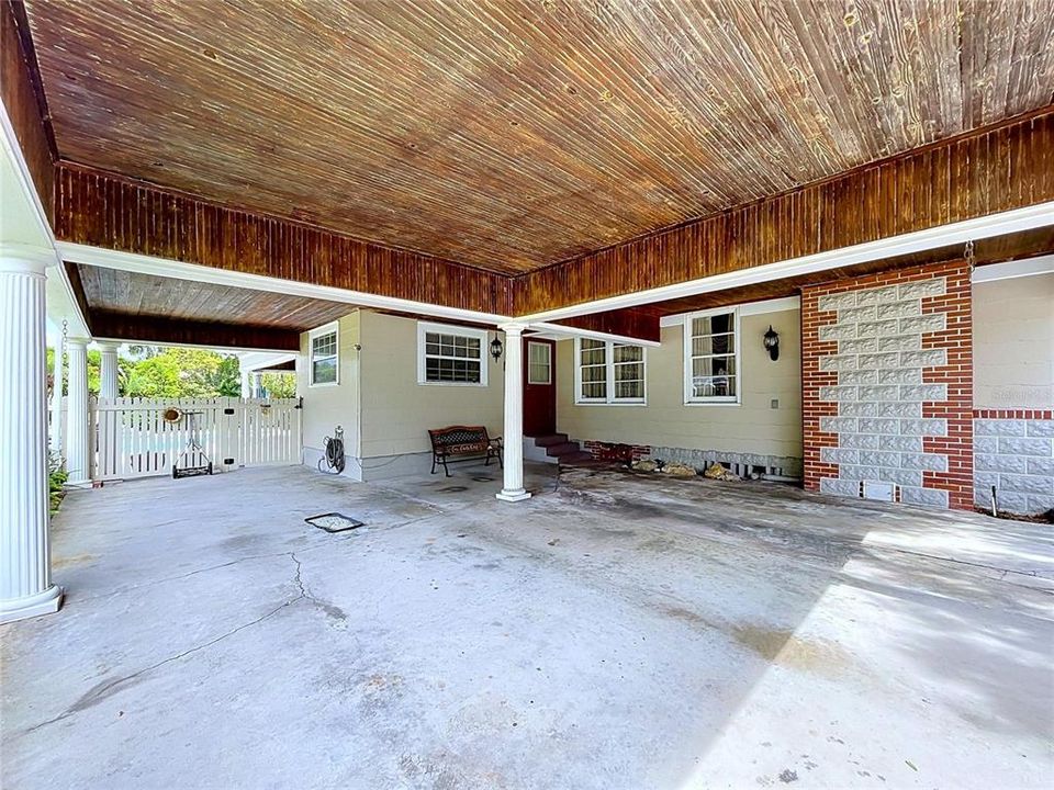 For Sale: $535,000 (2 beds, 2 baths, 3184 Square Feet)