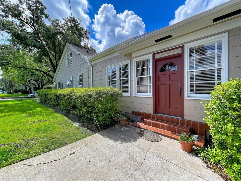 For Sale: $535,000 (2 beds, 2 baths, 3184 Square Feet)
