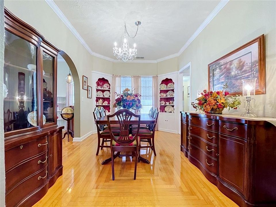 For Sale: $535,000 (2 beds, 2 baths, 3184 Square Feet)
