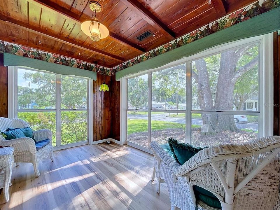 For Sale: $535,000 (2 beds, 2 baths, 3184 Square Feet)
