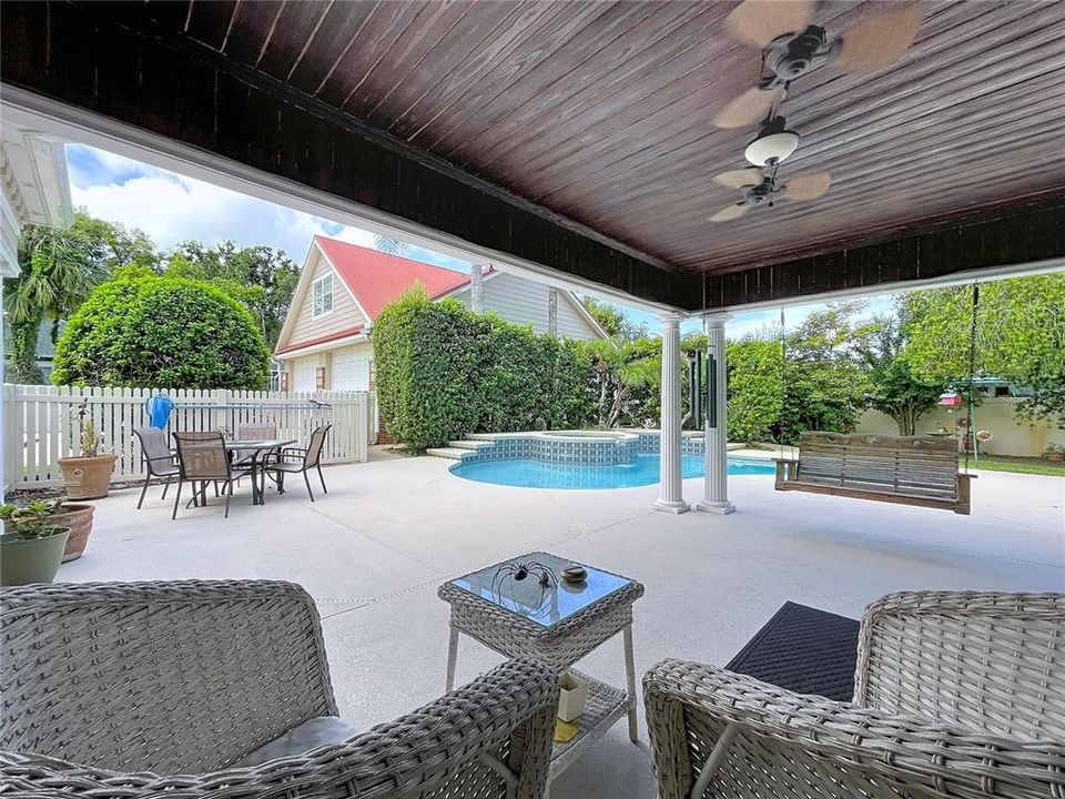 For Sale: $535,000 (2 beds, 2 baths, 3184 Square Feet)