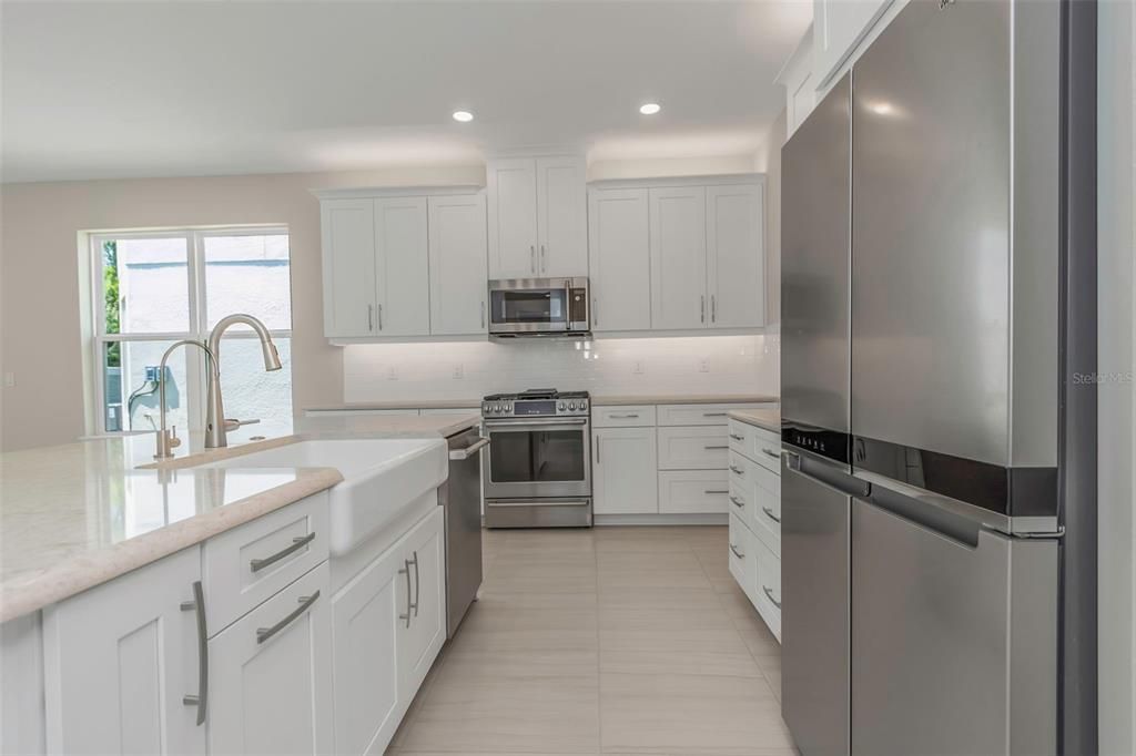 For Rent: $4,000 (4 beds, 3 baths, 2399 Square Feet)
