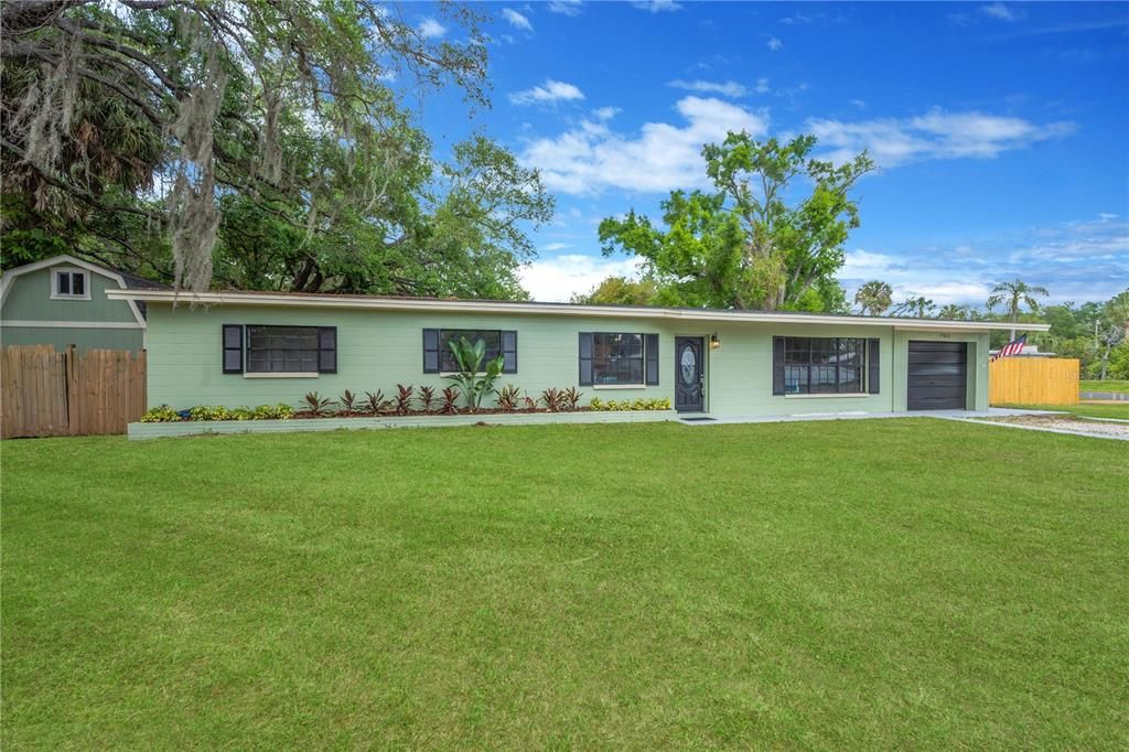 En Venta: $379,900 (4 camas, 2 baños, 1920 Pies cuadrados)