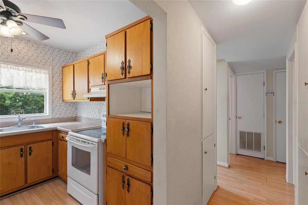 En Venta: $289,000 (3 camas, 1 baños, 1096 Pies cuadrados)