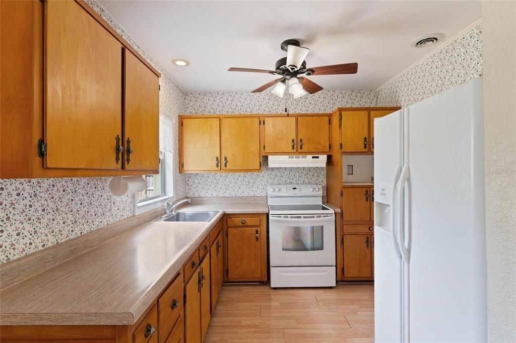 En Venta: $289,000 (3 camas, 1 baños, 1096 Pies cuadrados)