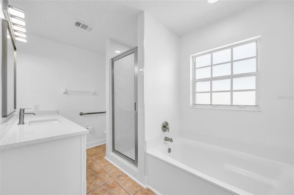 For Sale: $449,900 (3 beds, 2 baths, 1782 Square Feet)