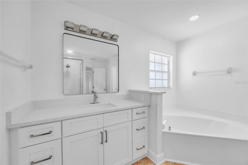 For Sale: $449,900 (3 beds, 2 baths, 1782 Square Feet)