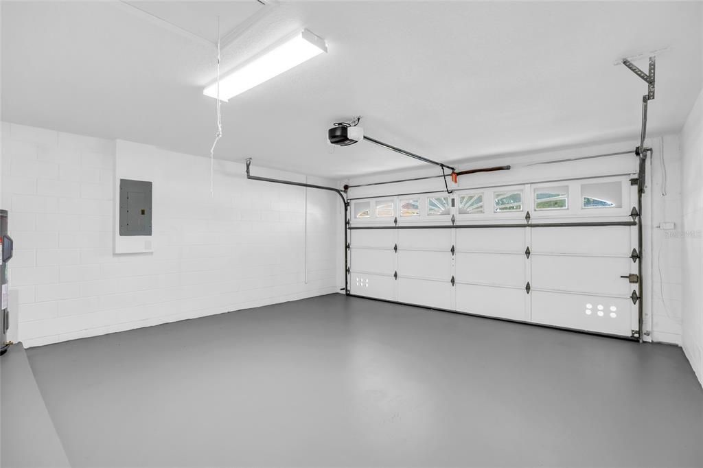 For Sale: $449,900 (3 beds, 2 baths, 1782 Square Feet)