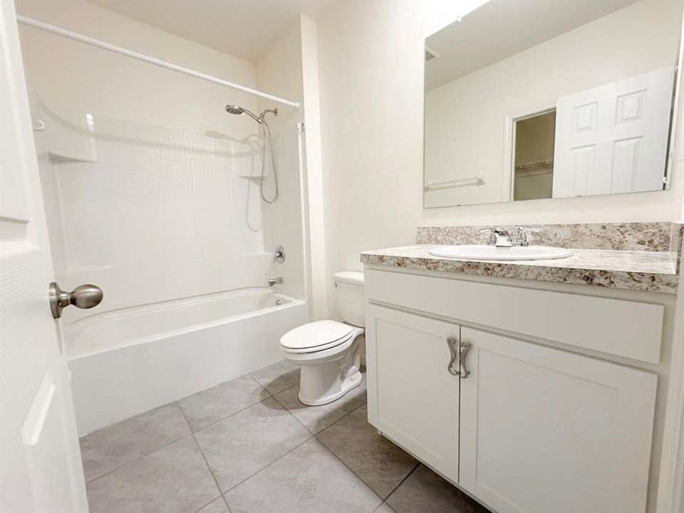 For Rent: $1,925 (4 beds, 2 baths, 1830 Square Feet)