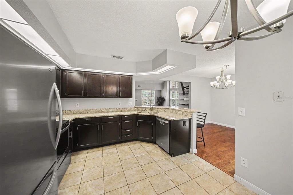 На продажу: $445,000 (3 спален, 2 ванн, 1709 Квадратных фут)