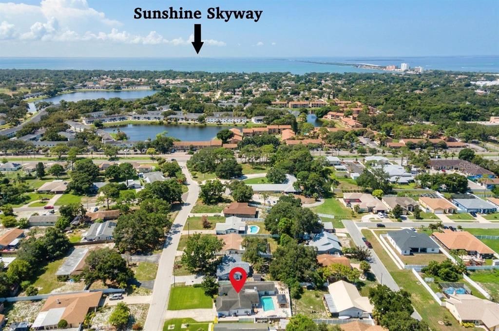 For Sale: $749,900 (5 beds, 3 baths, 2215 Square Feet)