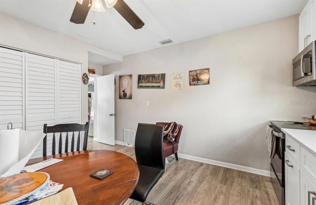 For Sale: $749,900 (5 beds, 3 baths, 2215 Square Feet)