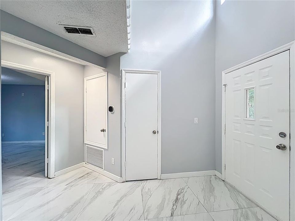 В аренду: $2,750 (3 спален, 2 ванн, 1721 Квадратных фут)