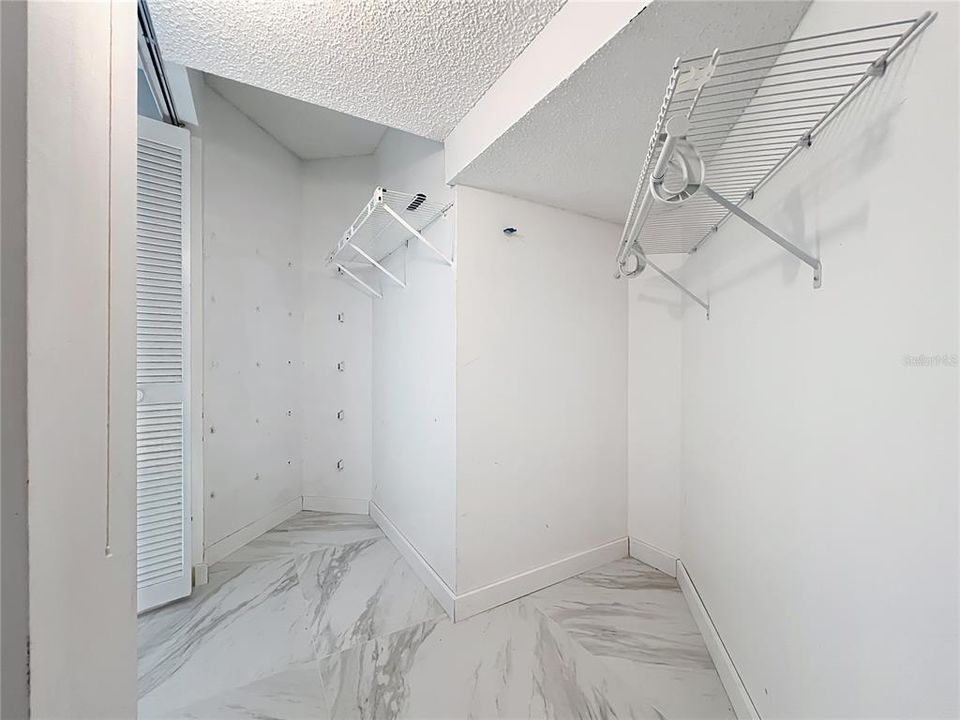 В аренду: $2,750 (3 спален, 2 ванн, 1721 Квадратных фут)