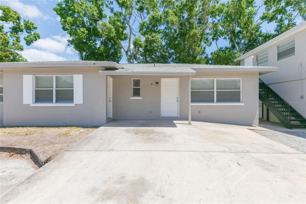 For Rent: $2,275 (2 beds, 2 baths, 857 Square Feet)