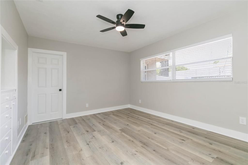 For Rent: $2,275 (2 beds, 2 baths, 857 Square Feet)
