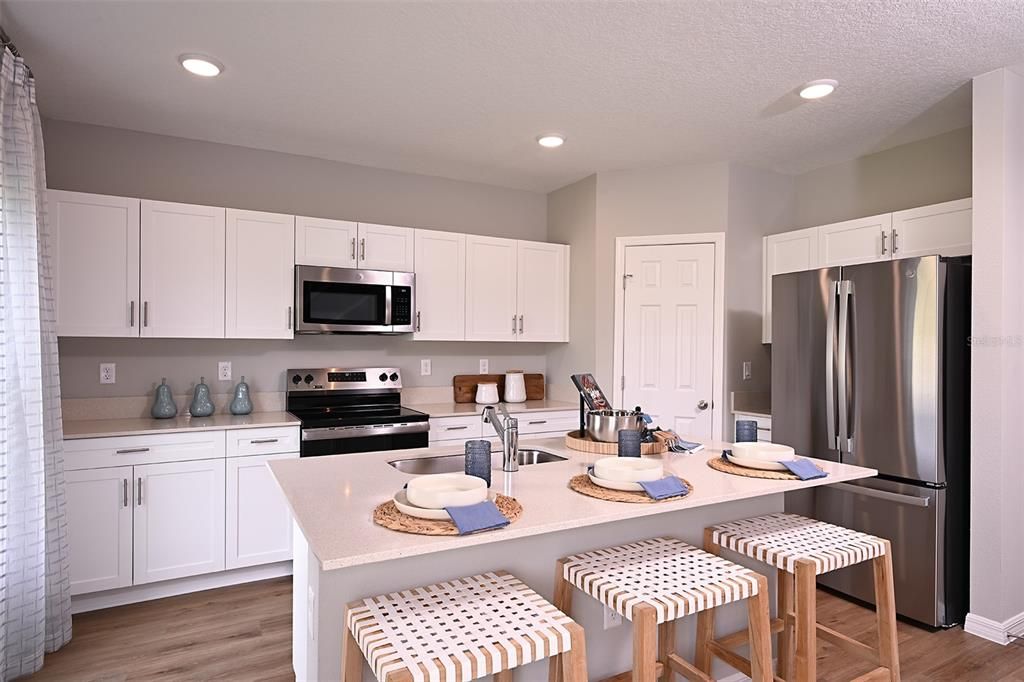 For Sale: $377,845 (5 beds, 3 baths, 2421 Square Feet)