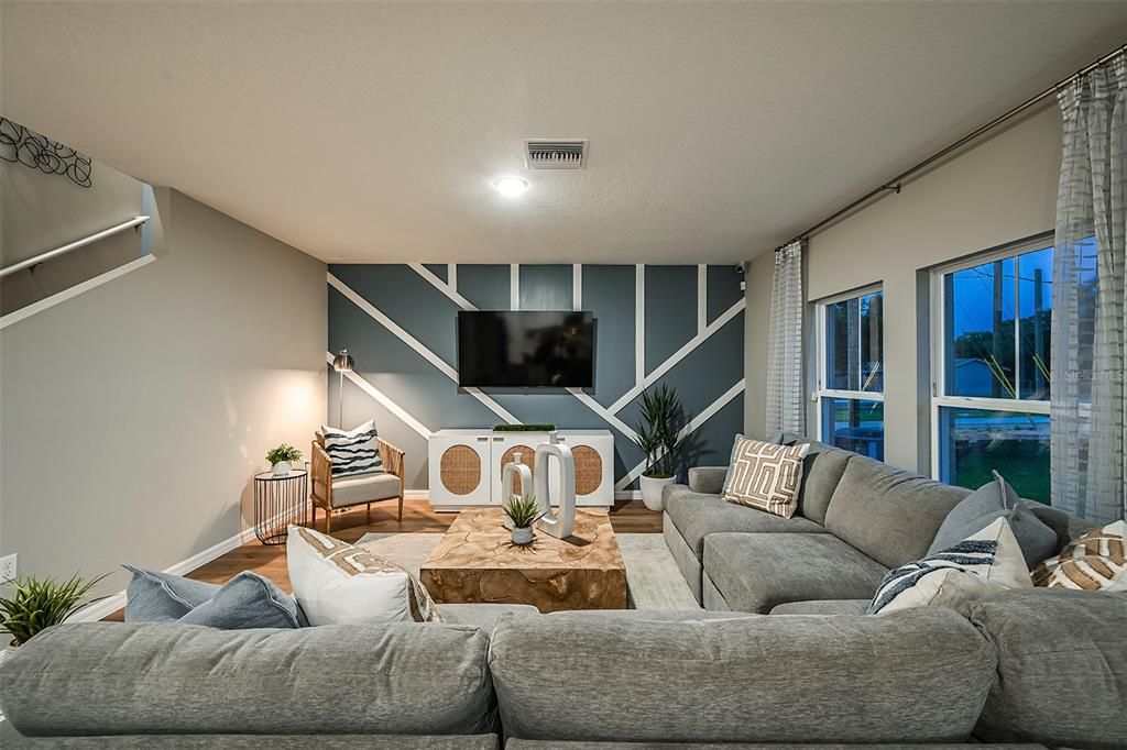 For Sale: $377,845 (5 beds, 3 baths, 2421 Square Feet)