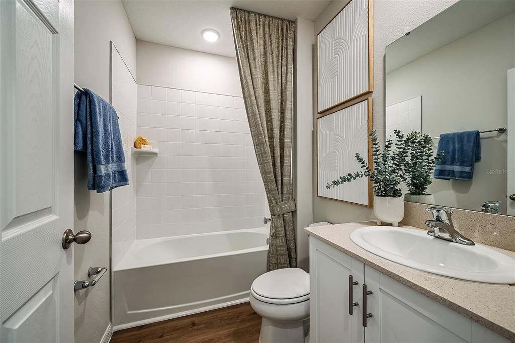 For Sale: $377,845 (5 beds, 3 baths, 2421 Square Feet)