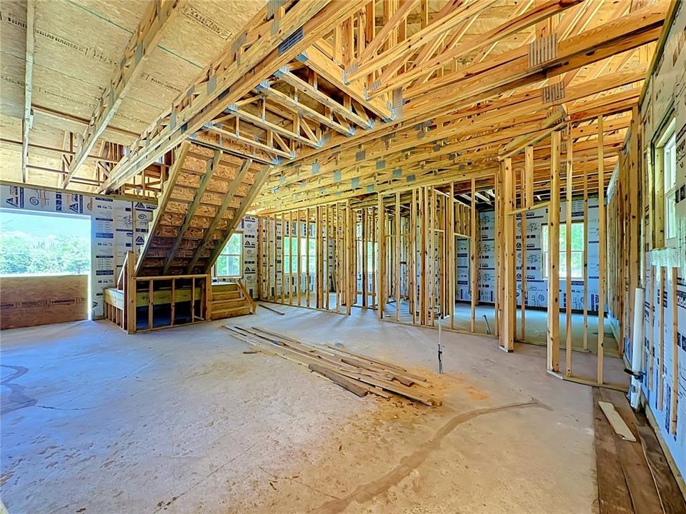 For Sale: $350,000 (4 beds, 3 baths, 2452 Square Feet)