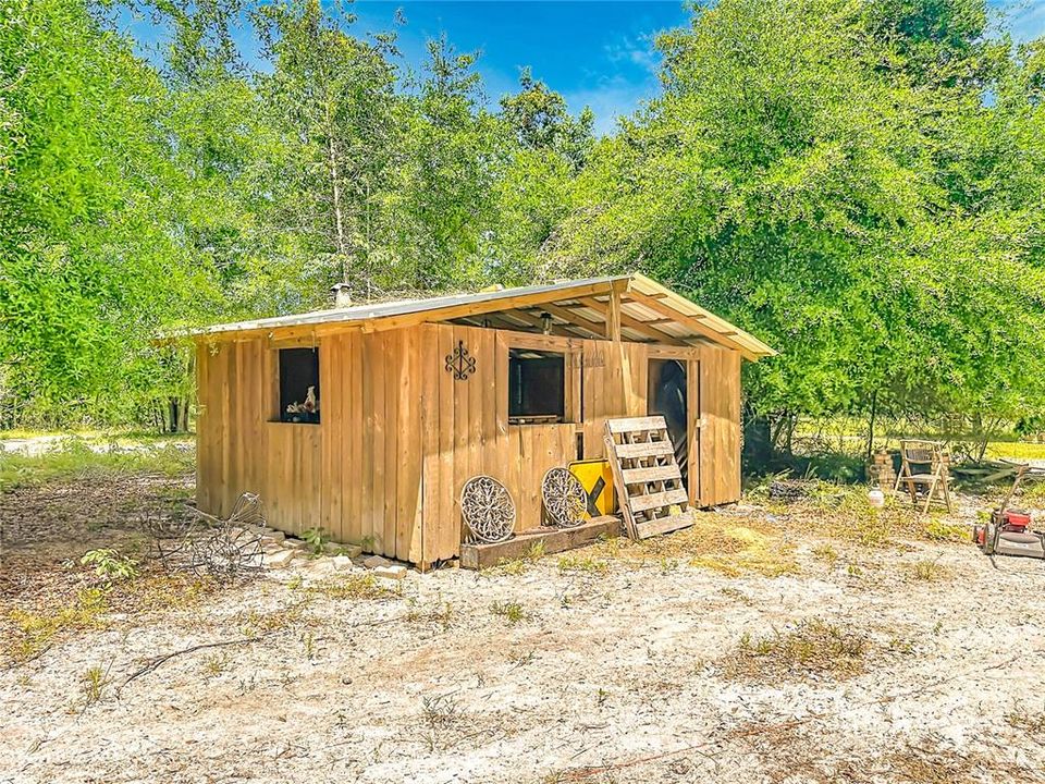 For Sale: $350,000 (4 beds, 3 baths, 2452 Square Feet)