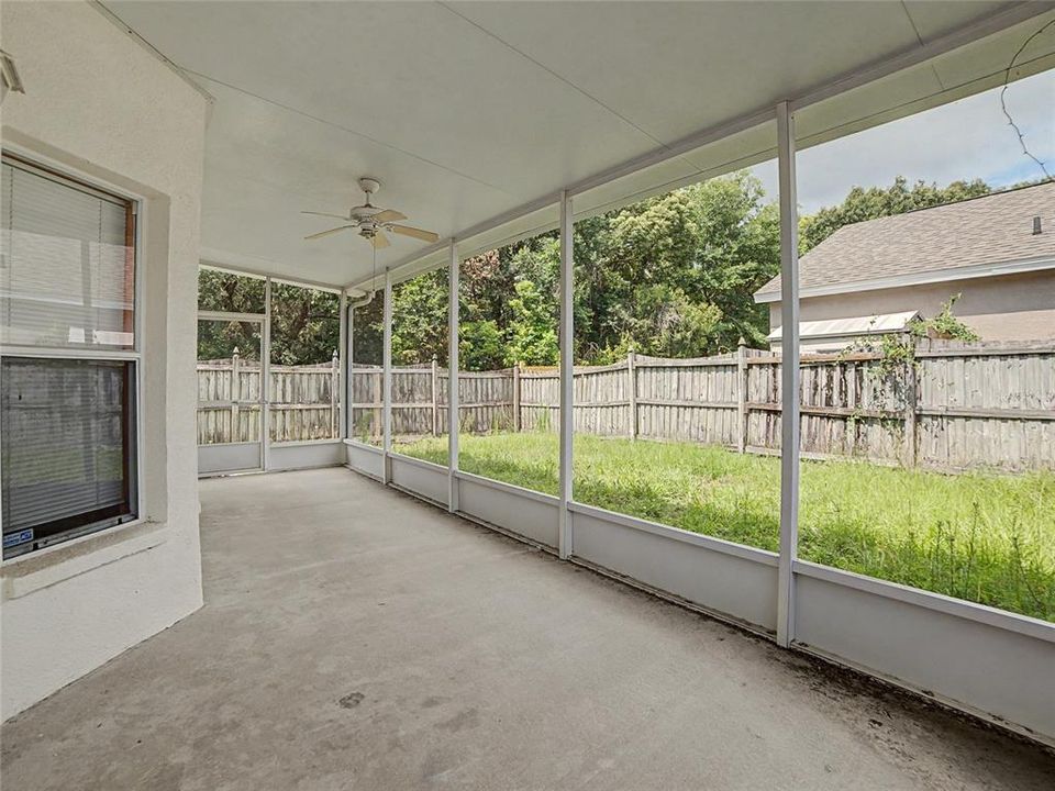 For Sale: $250,000 (4 beds, 2 baths, 1397 Square Feet)