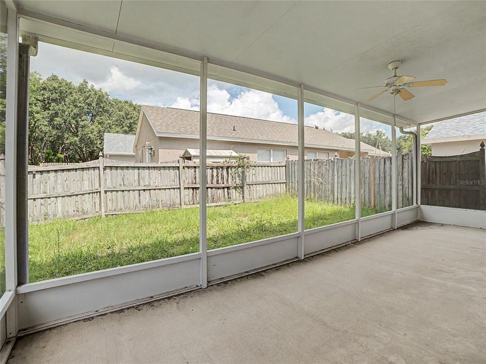 For Sale: $250,000 (4 beds, 2 baths, 1397 Square Feet)