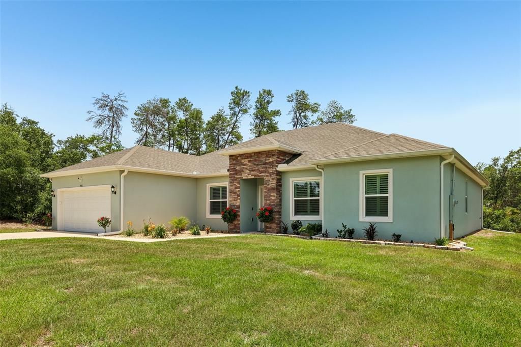 For Sale: $409,000 (4 beds, 3 baths, 2367 Square Feet)