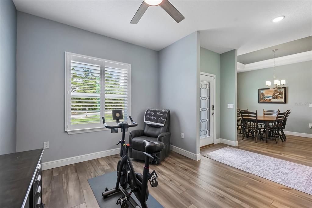 For Sale: $409,000 (4 beds, 3 baths, 2367 Square Feet)