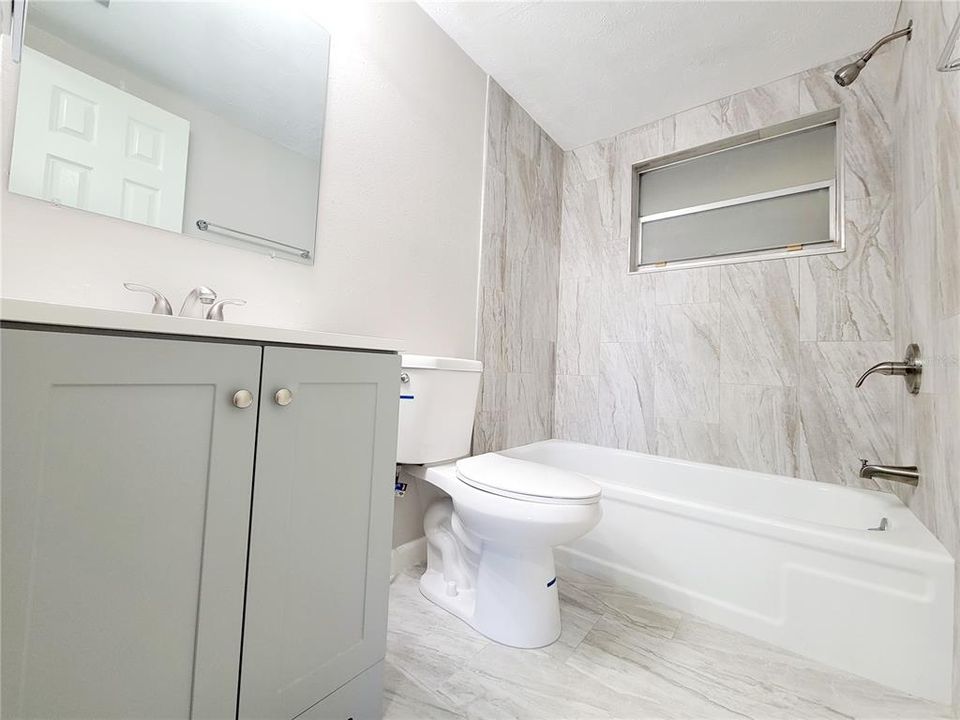 En Venta: $229,900 (3 camas, 2 baños, 1096 Pies cuadrados)
