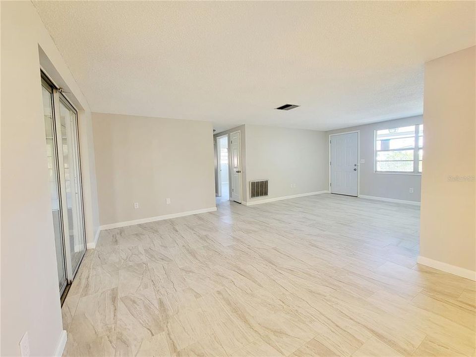 En Venta: $229,900 (3 camas, 2 baños, 1096 Pies cuadrados)