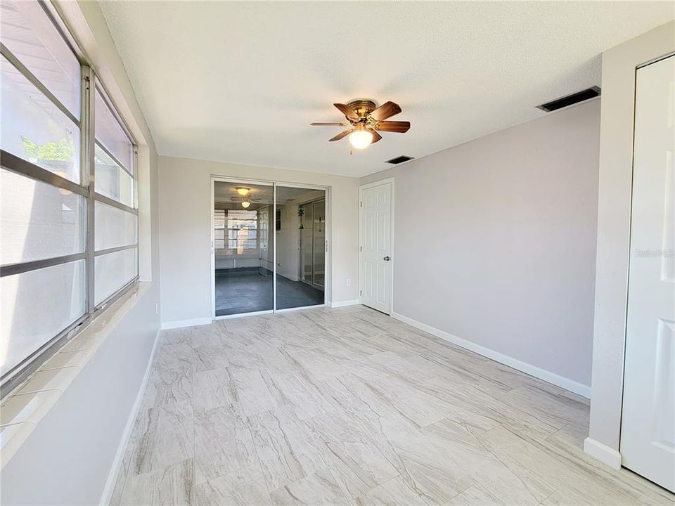 En Venta: $229,900 (3 camas, 2 baños, 1096 Pies cuadrados)