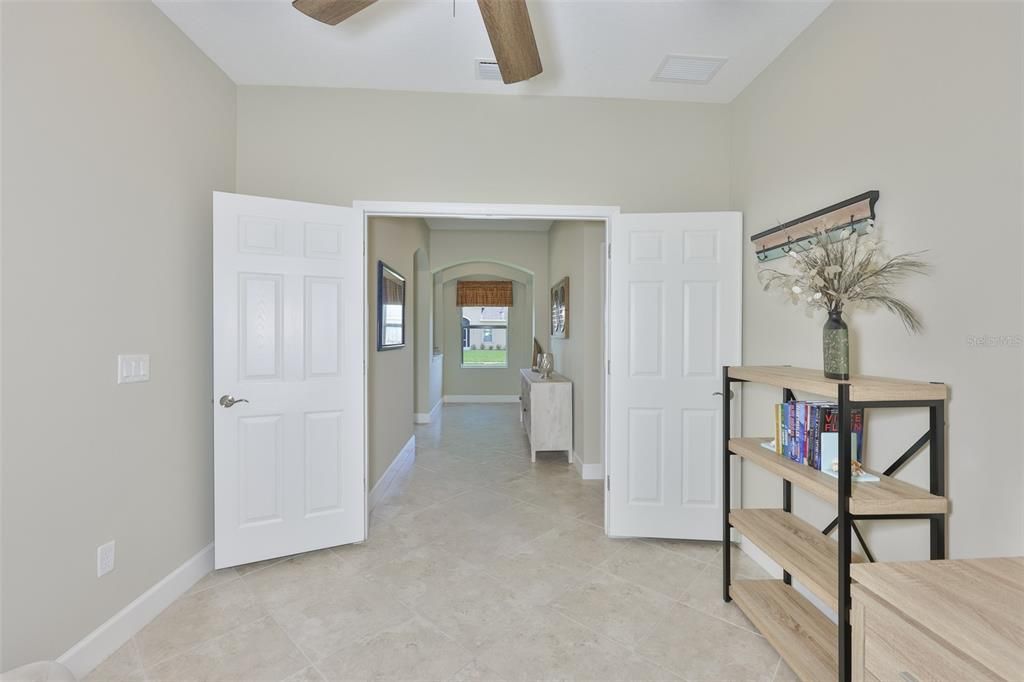 For Sale: $344,900 (2 beds, 2 baths, 1854 Square Feet)