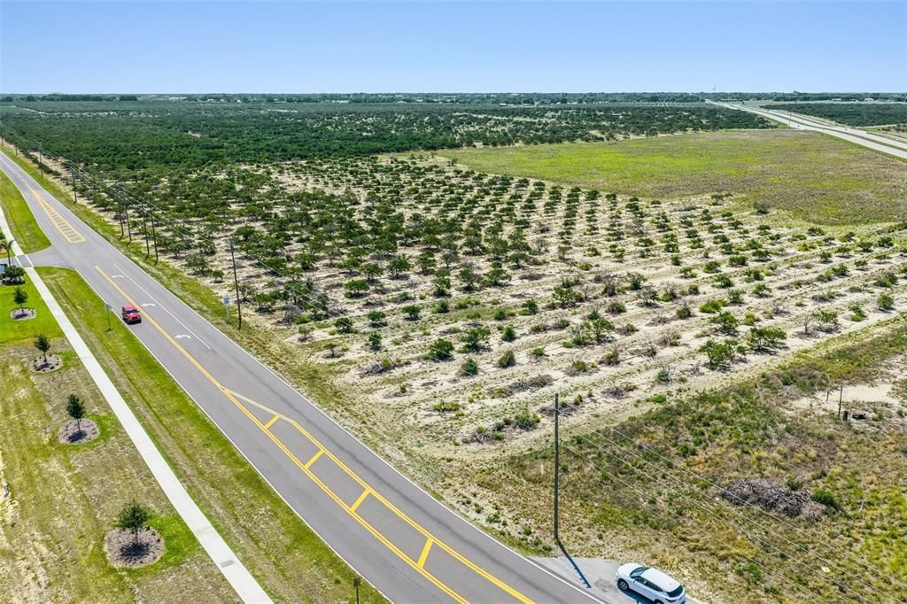 На продажу: $1,091,200 (19.86 acres)
