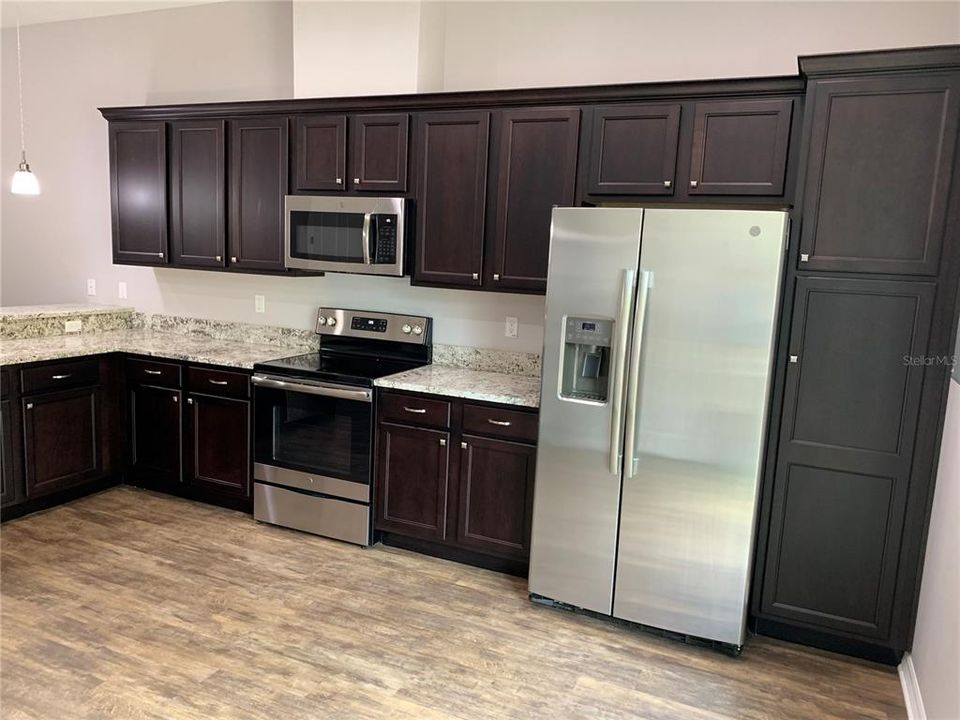 For Rent: $2,500 (2 beds, 2 baths, 1584 Square Feet)