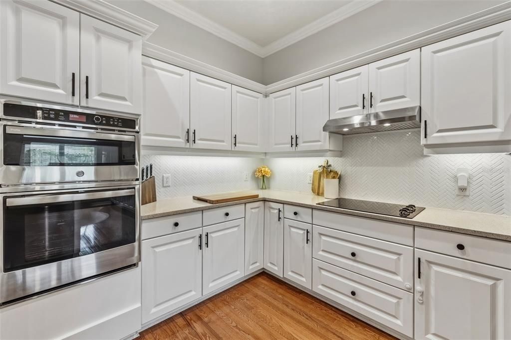 En Venta: $749,900 (3 camas, 2 baños, 2778 Pies cuadrados)