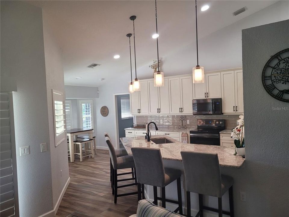 For Rent: $5,000 (3 beds, 2 baths, 1672 Square Feet)