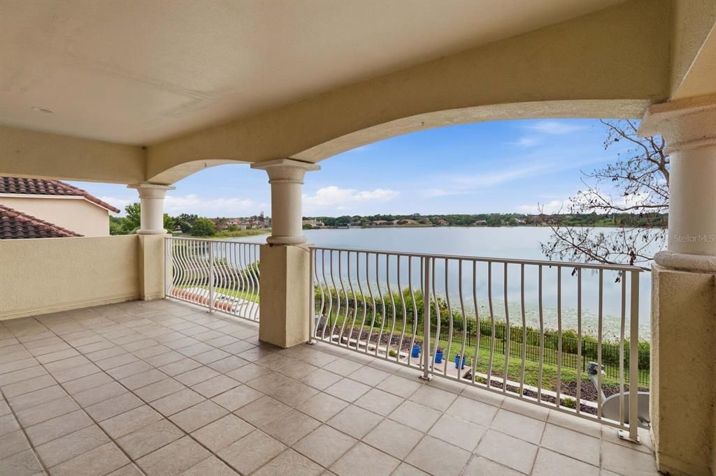 For Sale: $1,375,000 (5 beds, 3 baths, 3107 Square Feet)