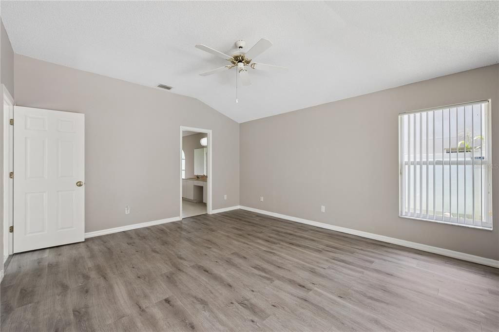 For Sale: $425,000 (3 beds, 2 baths, 1875 Square Feet)