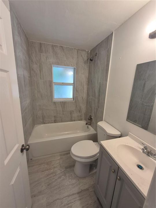 For Rent: $1,199 (2 beds, 1 baths, 1112 Square Feet)