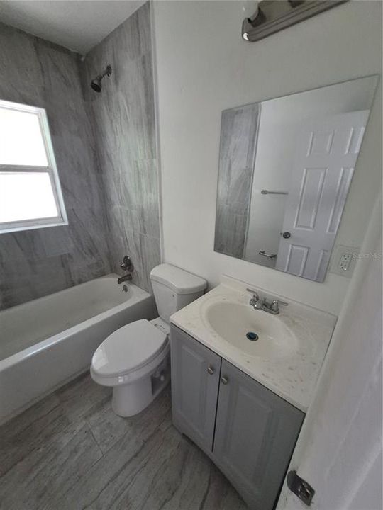 For Rent: $1,199 (2 beds, 1 baths, 1112 Square Feet)
