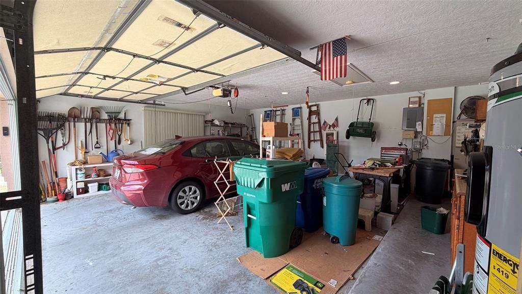 For Sale: $199,999 (3 beds, 2 baths, 1799 Square Feet)