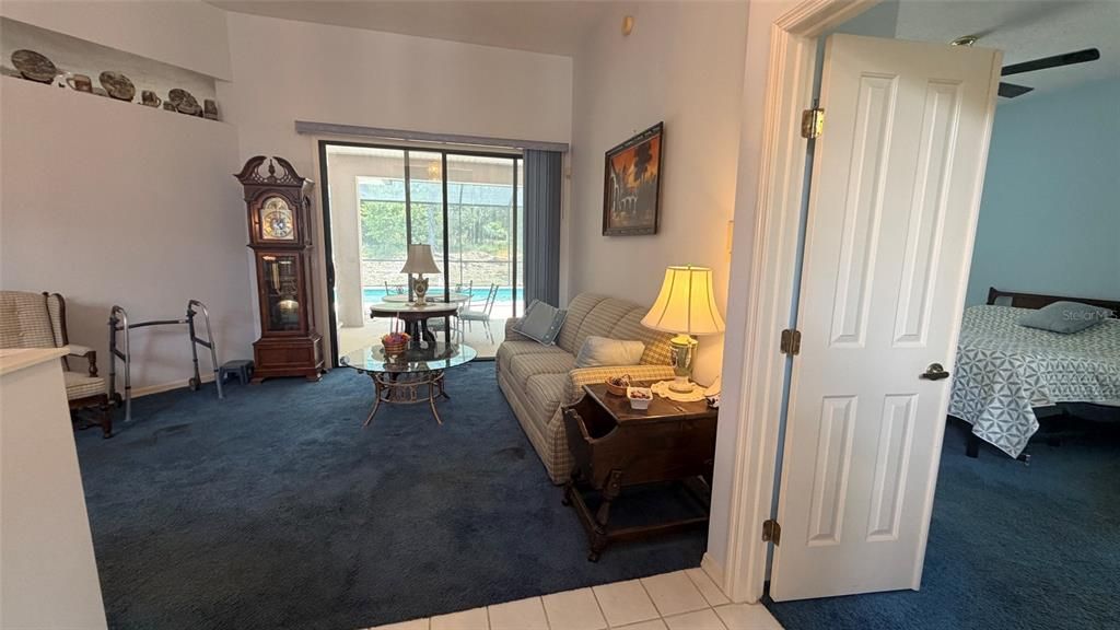 For Sale: $199,999 (3 beds, 2 baths, 1799 Square Feet)
