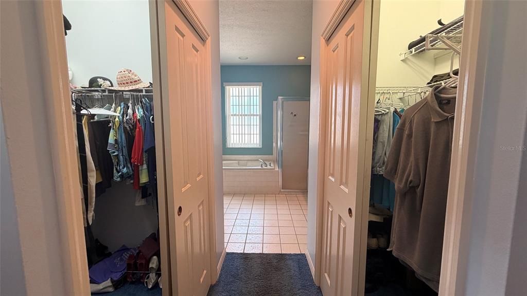 For Sale: $199,999 (3 beds, 2 baths, 1799 Square Feet)