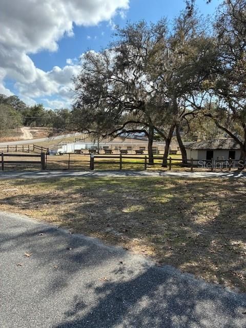 For Sale: $375,000 (3 beds, 2 baths, 2587 Square Feet)